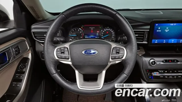 Ford Explorer 2020 — фото 12