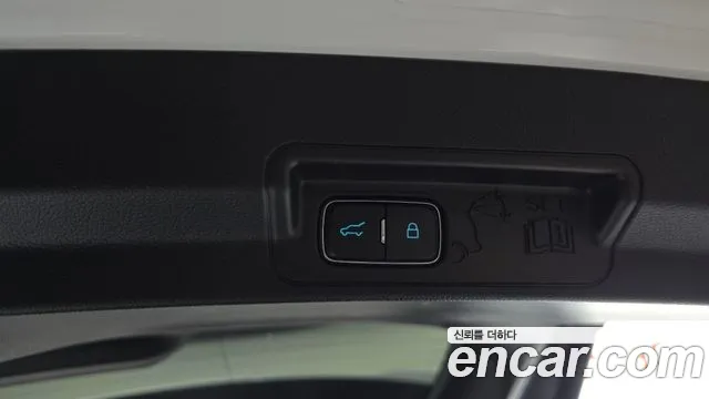 Ford Explorer 2020 — фото 19