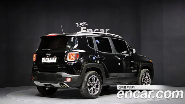 Jeep Renegade 2017 — фото 2