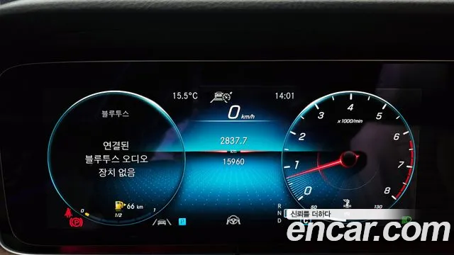 Mercedes-Benz E-Class 2023 — фото 8