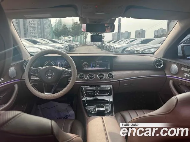 Mercedes-Benz E-Class 2018 — фото 7