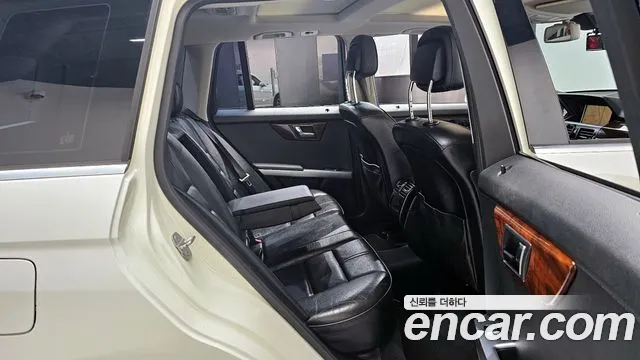 Mercedes-Benz GLK-Class 2011 — фото 12