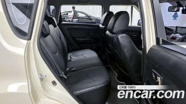 Kia Soul 2011 — фото 12