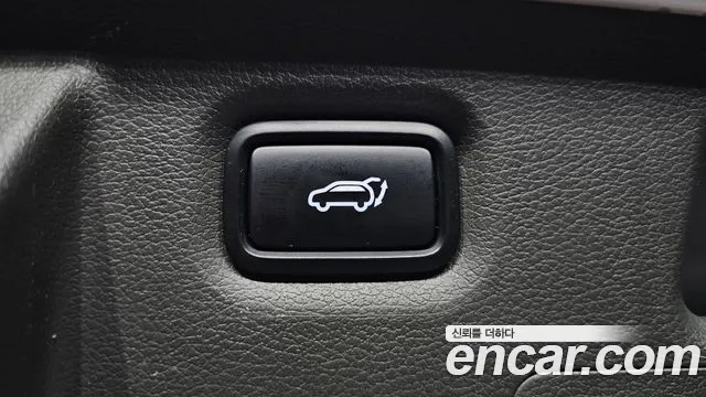Hyundai Santafe 2023 — фото 20