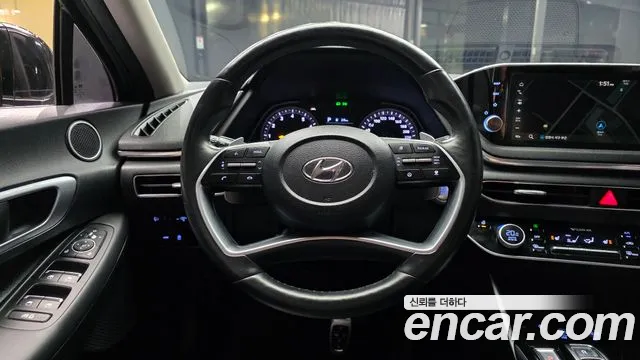 Hyundai Sonata 2020 — фото 13