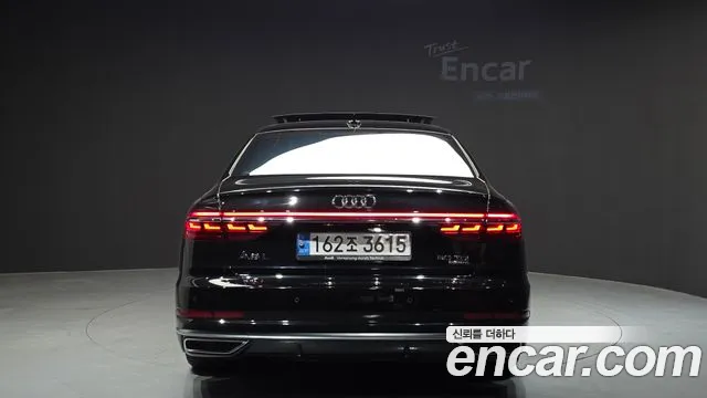 Audi A8 2021 — фото 4