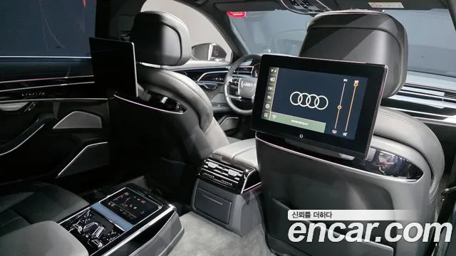 Audi A8 2021 — фото 17