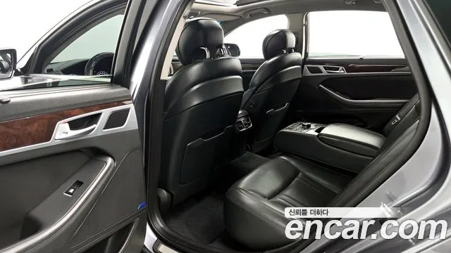Hyundai Genesis 2015 — фото 12