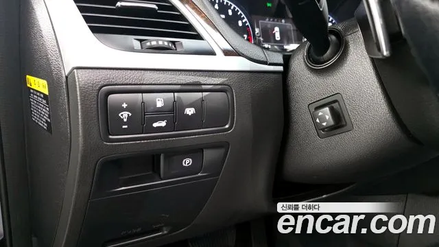 Hyundai Genesis 2015 — фото 14