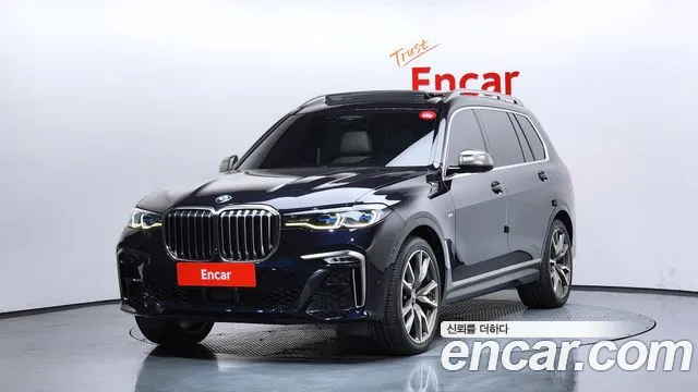 BMW X7 2021 — фото 1