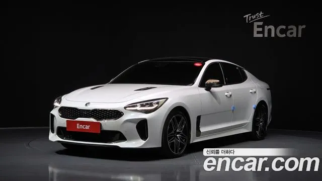 Kia Stinger 2018 — фото 1
