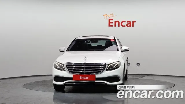 Mercedes-Benz E-Class 2019 — фото 3