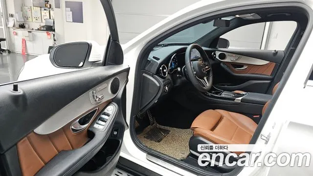 Mercedes-Benz GLC-Class 2021 — фото 10