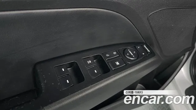 Hyundai AVANTE 2017 — фото 17