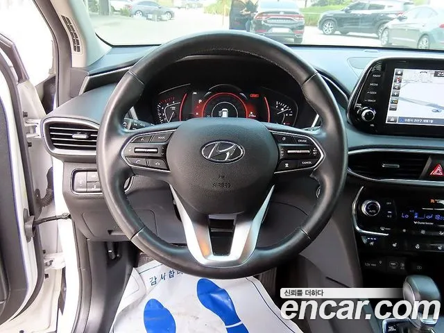 Hyundai Santafe 2019 — фото 8