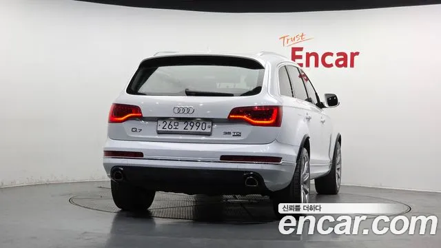 Audi Q7 2015 — фото 4
