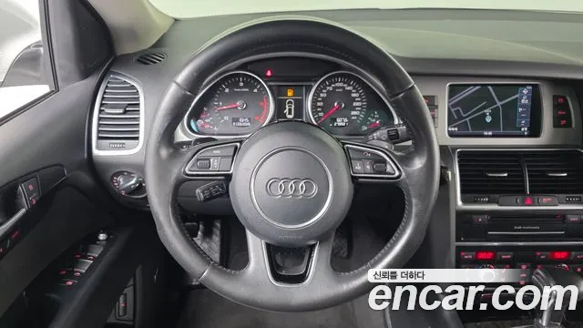 Audi Q7 2015 — фото 13