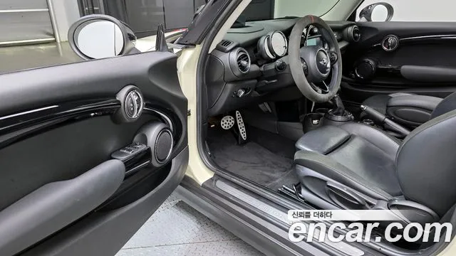 Mini Cooper 2015 — фото 11