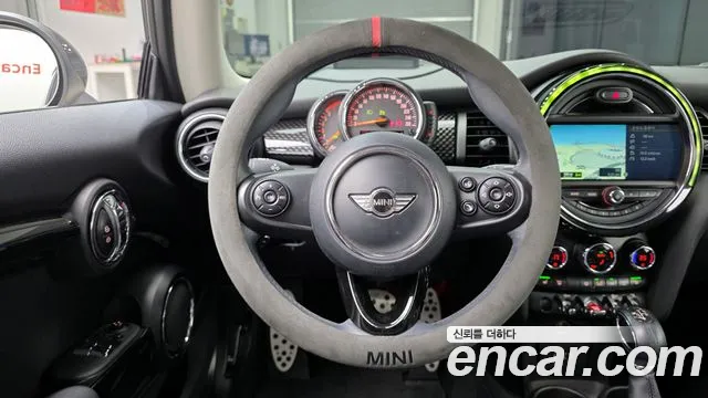 Mini Cooper 2015 — фото 13