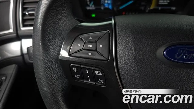 Ford Explorer 2017 — фото 18
