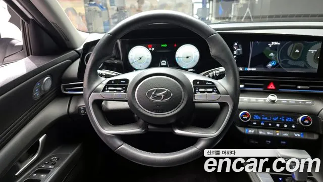 Hyundai AVANTE 2021 — фото 19