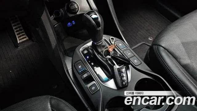 Hyundai Maxcruz 2017 — фото 12