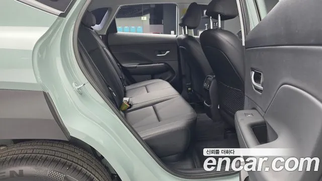 Hyundai Kona 2025 — фото 12
