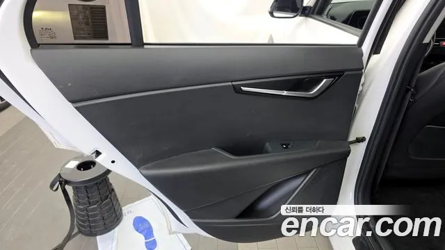 Kia Niro 2022 — фото 15