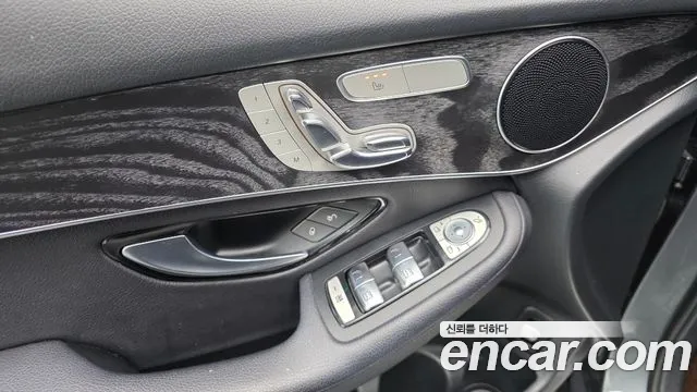 Mercedes-Benz GLC-Class 2019 — фото 12