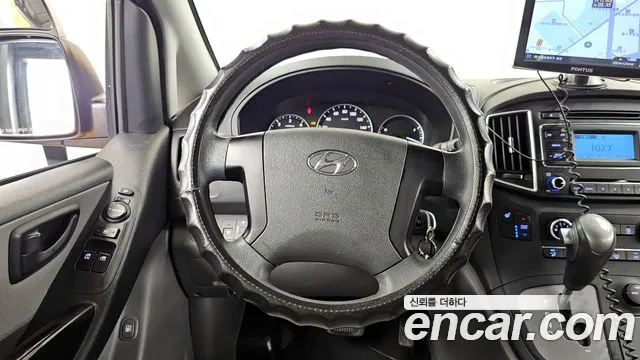 Hyundai Starex 2019 — фото 13