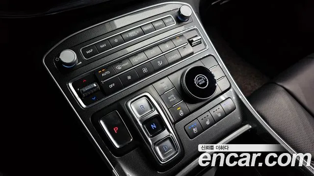 Hyundai Santafe 2022 — фото 9