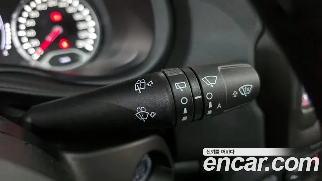 Jeep Renegade 2022 — фото 16