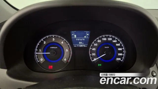Hyundai Accent 2015 — фото 11