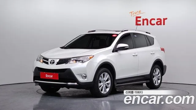Toyota RAV4 2015 — фото 1
