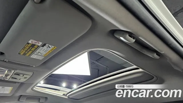 Toyota RAV4 2015 — фото 17