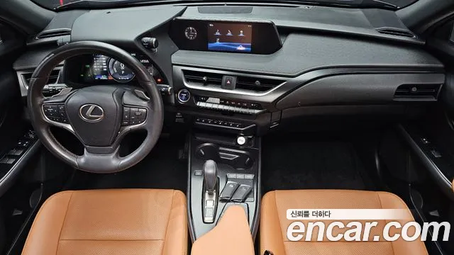 Lexus UX 2022 — фото 10