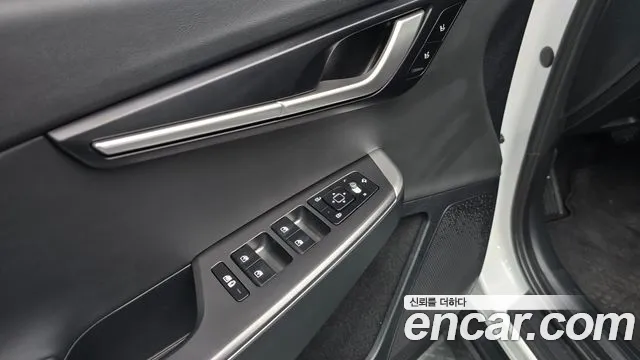 Kia EV6 2023 — фото 20