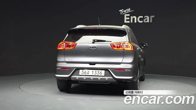 Kia Niro 2018 — фото 4