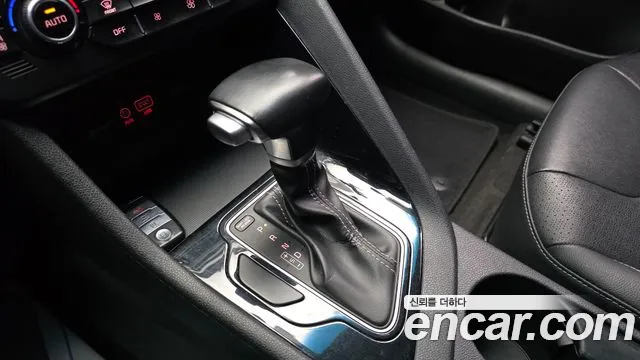 Kia Niro 2018 — фото 12