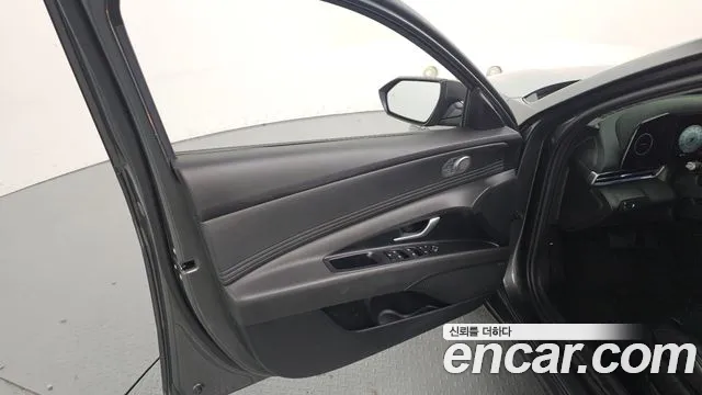 Hyundai AVANTE 2024 — фото 14