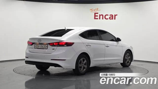 Hyundai AVANTE 2017 — фото 2