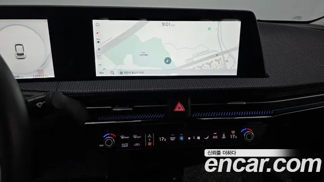 Kia EV6 2022 — фото 16