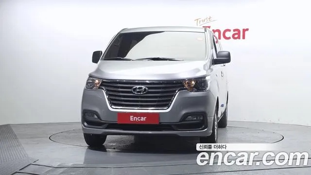 Hyundai Starex 2020 — фото 3