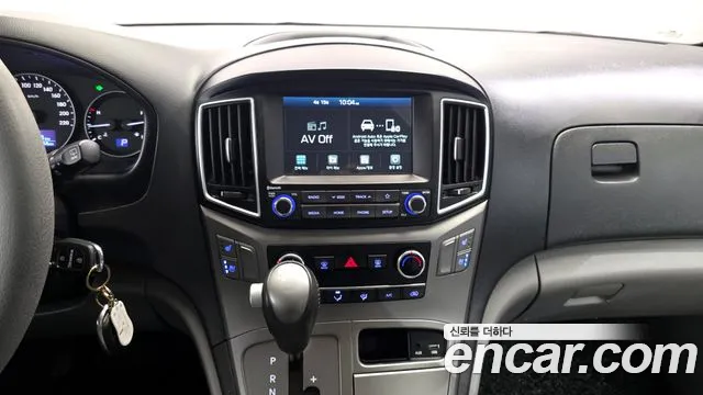Hyundai Starex 2020 — фото 20