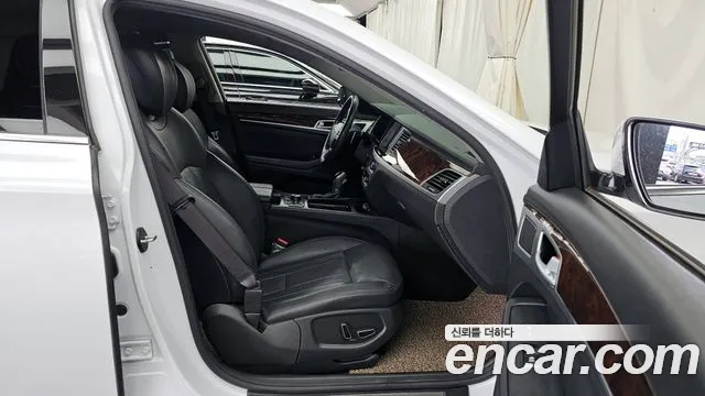 Hyundai Genesis 2015 — фото 17