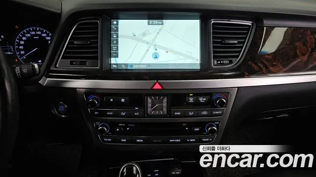 Hyundai Genesis 2015 — фото 20