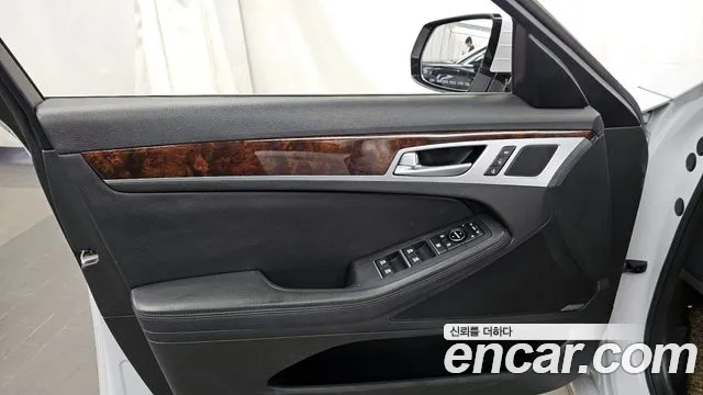 Hyundai Genesis 2015 — фото 14