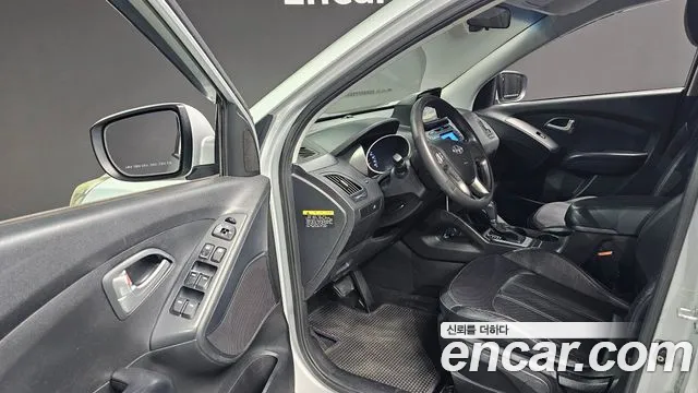 Hyundai Tucson 2015 — фото 11