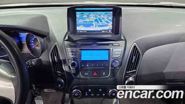 Hyundai Tucson 2015 — фото 13
