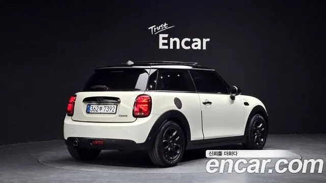 Mini Cooper 2015 — фото 2